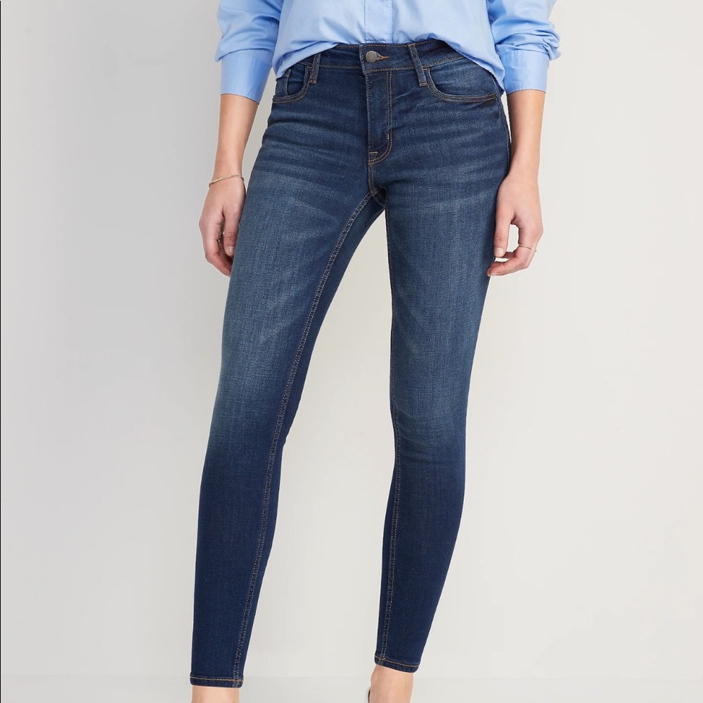 Mid-Rise Rockstar Super-Skinny Jeans